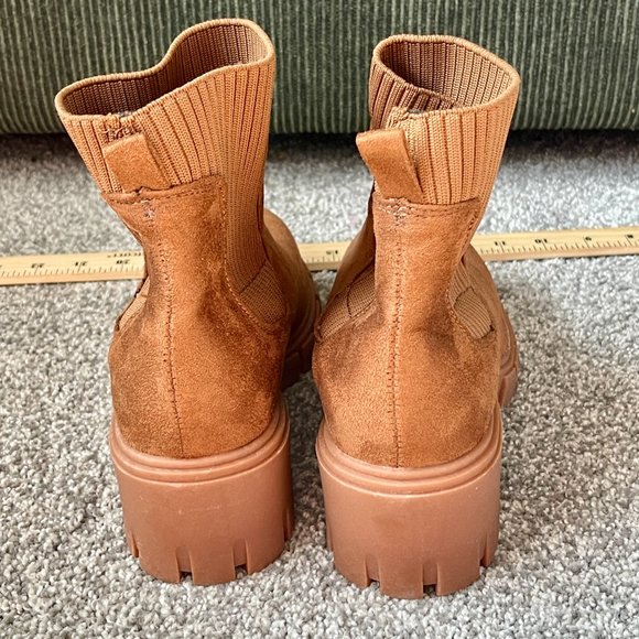 NWOT Madden Girl Brown Ankle Boots size 8 - Picture 4 of 7